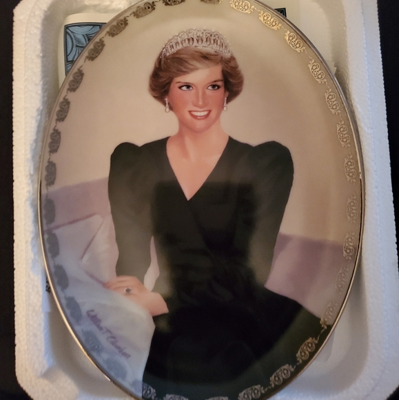 Princess Diana Collectible Plates - Picture 8 of 10